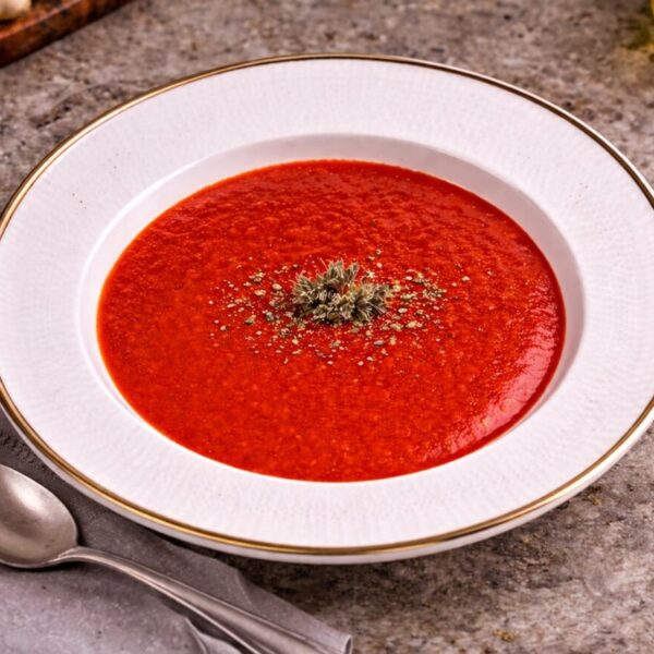 Sopa de Tomate com Oregãos